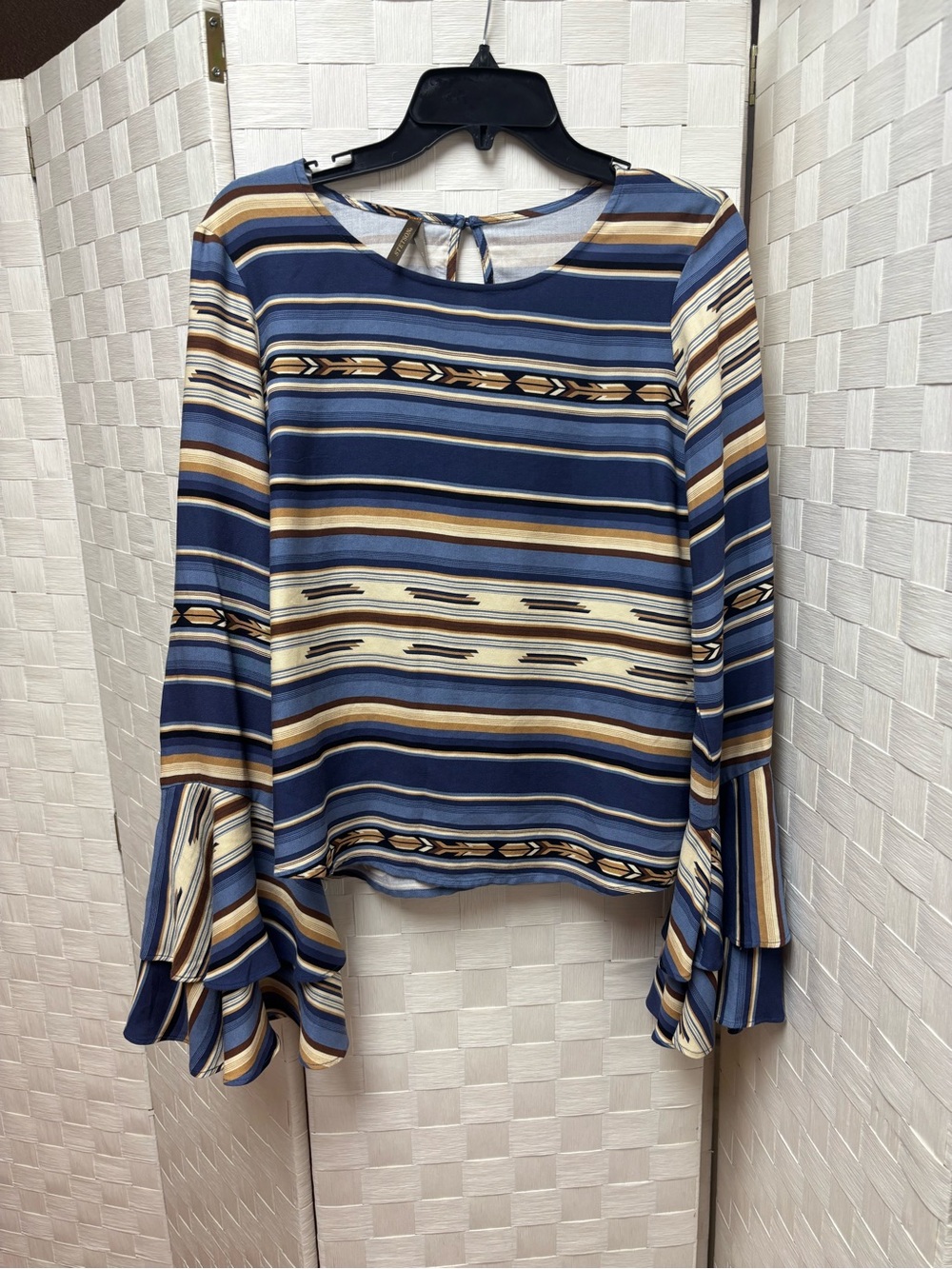 Stetson Women's Indigo Serape Printed Blouse Small